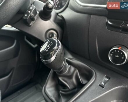 Білий Рено Мастєр, об'ємом двигуна 2.3 л та пробігом 363 тис. км за 17700 $, фото 67 на Automoto.ua