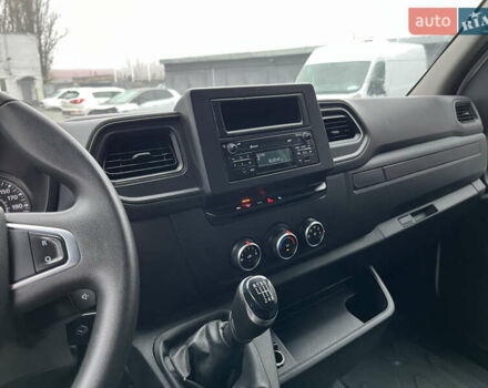 Белый Рено Мастер, объемом двигателя 2.3 л и пробегом 457 тыс. км за 19000 $, фото 13 на Automoto.ua