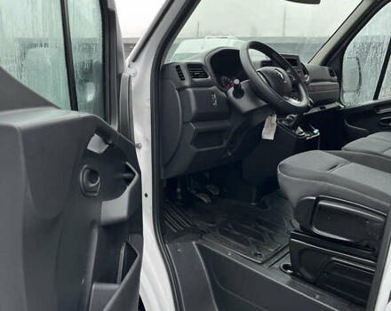 Белый Рено Мастер, объемом двигателя 2.3 л и пробегом 457 тыс. км за 19000 $, фото 9 на Automoto.ua