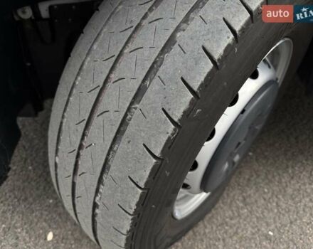 Білий Рено Мастєр, об'ємом двигуна 2.3 л та пробігом 363 тис. км за 17700 $, фото 7 на Automoto.ua