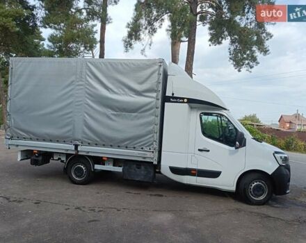 Білий Рено Мастєр, об'ємом двигуна 2.3 л та пробігом 297 тис. км за 18500 $, фото 2 на Automoto.ua