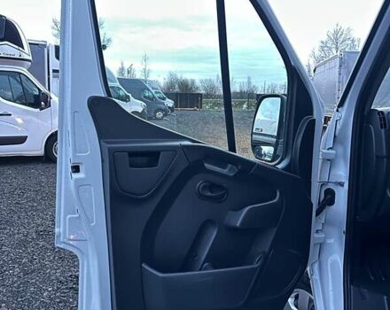 Белый Рено Мастер, объемом двигателя 2.3 л и пробегом 428 тыс. км за 17600 $, фото 10 на Automoto.ua