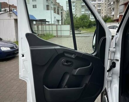 Білий Рено Мастєр, об'ємом двигуна 2.3 л та пробігом 386 тис. км за 18400 $, фото 8 на Automoto.ua