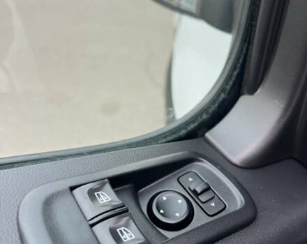 Белый Рено Мастер, объемом двигателя 2.3 л и пробегом 187 тыс. км за 17777 $, фото 13 на Automoto.ua