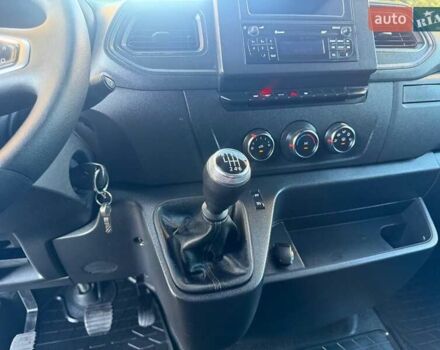 Білий Рено Мастєр, об'ємом двигуна 2.3 л та пробігом 245 тис. км за 19299 $, фото 59 на Automoto.ua