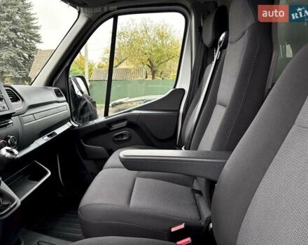 Белый Рено Мастер, объемом двигателя 2.3 л и пробегом 316 тыс. км за 19999 $, фото 34 на Automoto.ua