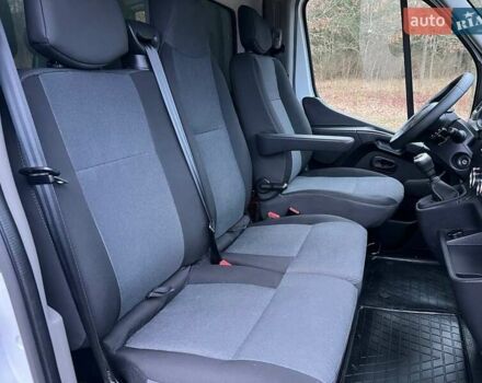 Белый Рено Мастер, объемом двигателя 2.3 л и пробегом 320 тыс. км за 20500 $, фото 8 на Automoto.ua