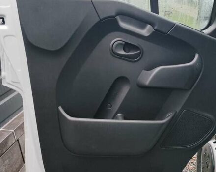 Белый Рено Мастер, объемом двигателя 2.3 л и пробегом 263 тыс. км за 19999 $, фото 36 на Automoto.ua