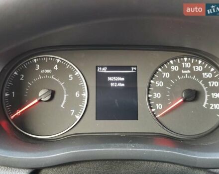 Белый Рено Мастер, объемом двигателя 2.3 л и пробегом 362 тыс. км за 18500 $, фото 18 на Automoto.ua