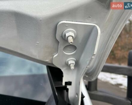 Белый Рено Мастер, объемом двигателя 2.3 л и пробегом 330 тыс. км за 21999 $, фото 95 на Automoto.ua