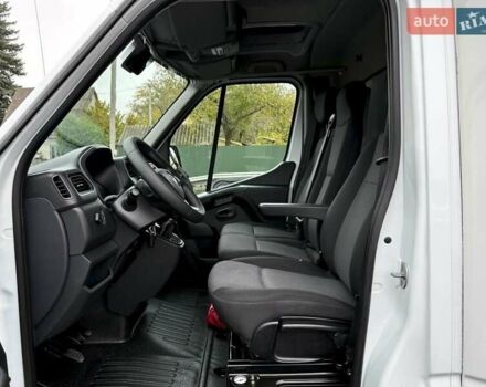 Белый Рено Мастер, объемом двигателя 2.3 л и пробегом 316 тыс. км за 19999 $, фото 28 на Automoto.ua