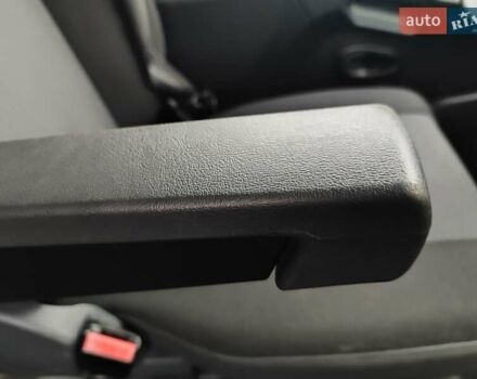 Белый Рено Мастер, объемом двигателя 2.3 л и пробегом 263 тыс. км за 19999 $, фото 47 на Automoto.ua