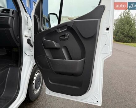 Білий Рено Мастєр, об'ємом двигуна 2.3 л та пробігом 330 тис. км за 19500 $, фото 61 на Automoto.ua