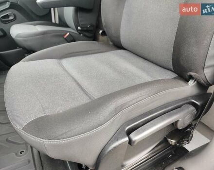 Білий Рено Мастєр, об'ємом двигуна 2.3 л та пробігом 286 тис. км за 19999 $, фото 8 на Automoto.ua