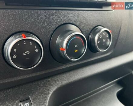 Білий Рено Мастєр, об'ємом двигуна 2.3 л та пробігом 347 тис. км за 20500 $, фото 65 на Automoto.ua