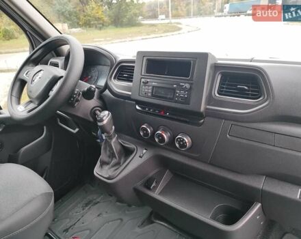 Білий Рено Мастєр, об'ємом двигуна 2.3 л та пробігом 286 тис. км за 19999 $, фото 17 на Automoto.ua