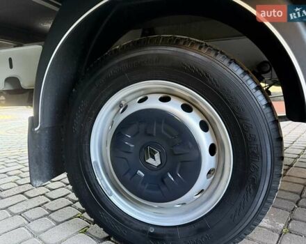 Белый Рено Мастер, объемом двигателя 2.3 л и пробегом 244 тыс. км за 18200 $, фото 13 на Automoto.ua