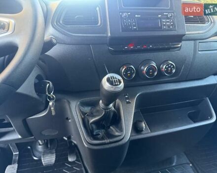 Белый Рено Мастер, объемом двигателя 2.3 л и пробегом 244 тыс. км за 18200 $, фото 74 на Automoto.ua