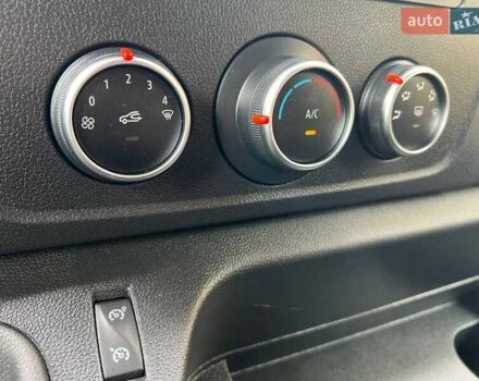 Белый Рено Мастер, объемом двигателя 2.3 л и пробегом 308 тыс. км за 20750 $, фото 86 на Automoto.ua