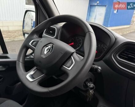 Белый Рено Мастер, объемом двигателя 2.3 л и пробегом 290 тыс. км за 19950 $, фото 67 на Automoto.ua