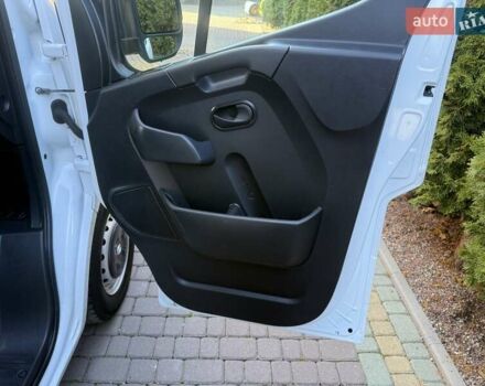 Белый Рено Мастер, объемом двигателя 2.3 л и пробегом 244 тыс. км за 18200 $, фото 79 на Automoto.ua