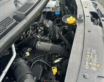 Белый Рено Мастер, объемом двигателя 2.3 л и пробегом 420 тыс. км за 20200 $, фото 11 на Automoto.ua