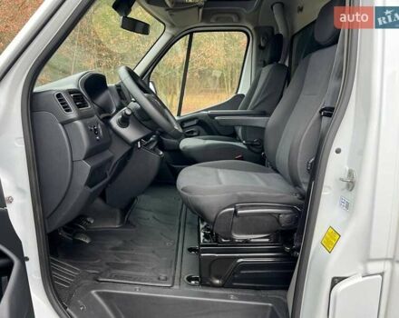 Білий Рено Мастєр, об'ємом двигуна 2.3 л та пробігом 347 тис. км за 20500 $, фото 68 на Automoto.ua