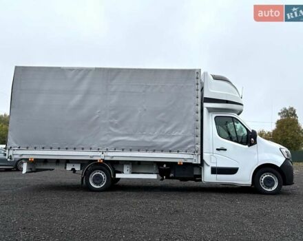 Белый Рено Мастер, объемом двигателя 2.3 л и пробегом 316 тыс. км за 19999 $, фото 5 на Automoto.ua