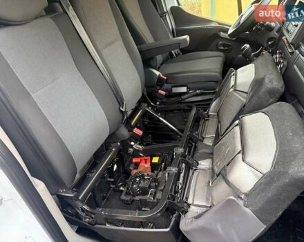 Белый Рено Мастер, объемом двигателя 2.3 л и пробегом 342 тыс. км за 29999 $, фото 32 на Automoto.ua