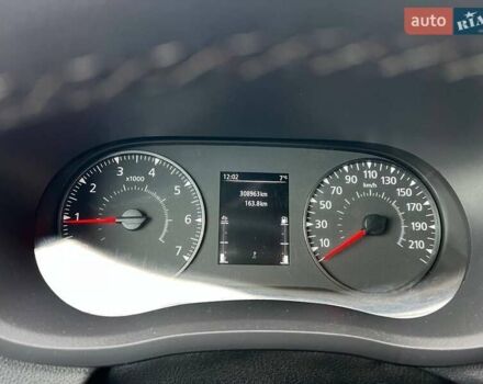 Белый Рено Мастер, объемом двигателя 2.3 л и пробегом 308 тыс. км за 20750 $, фото 65 на Automoto.ua