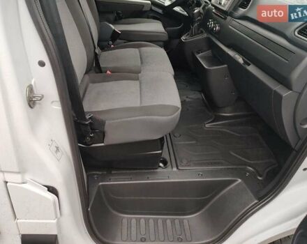 Белый Рено Мастер, объемом двигателя 2.3 л и пробегом 263 тыс. км за 19999 $, фото 61 на Automoto.ua