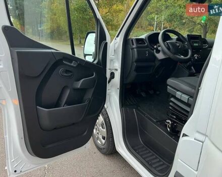 Белый Рено Мастер, объемом двигателя 2.3 л и пробегом 292 тыс. км за 21700 $, фото 79 на Automoto.ua