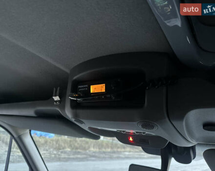 Белый Рено Мастер, объемом двигателя 2.3 л и пробегом 418 тыс. км за 20600 $, фото 28 на Automoto.ua