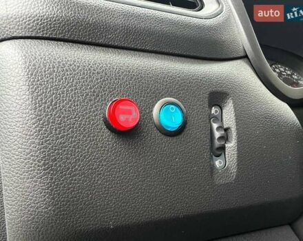 Белый Рено Мастер, объемом двигателя 2.3 л и пробегом 312 тыс. км за 22500 $, фото 18 на Automoto.ua