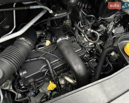 Белый Рено Мастер, объемом двигателя 2.3 л и пробегом 290 тыс. км за 19950 $, фото 78 на Automoto.ua