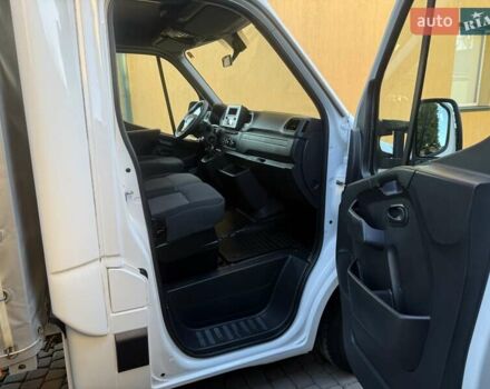 Белый Рено Мастер, объемом двигателя 2.3 л и пробегом 244 тыс. км за 18200 $, фото 80 на Automoto.ua