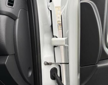 Білий Рено Мастєр, об'ємом двигуна 2.3 л та пробігом 330 тис. км за 19500 $, фото 63 на Automoto.ua