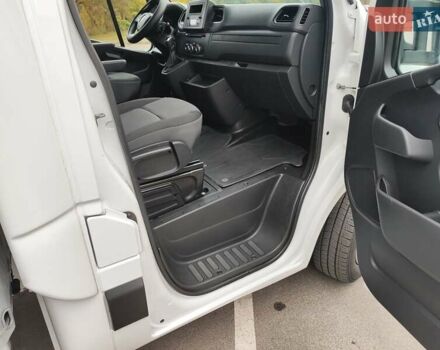 Білий Рено Мастєр, об'ємом двигуна 2.3 л та пробігом 286 тис. км за 19999 $, фото 23 на Automoto.ua