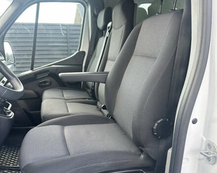 Белый Рено Мастер, объемом двигателя 2.3 л и пробегом 420 тыс. км за 20200 $, фото 15 на Automoto.ua