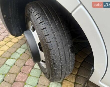 Белый Рено Мастер, объемом двигателя 2.3 л и пробегом 342 тыс. км за 29999 $, фото 29 на Automoto.ua