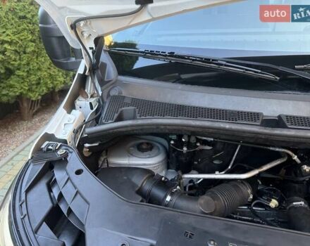 Белый Рено Мастер, объемом двигателя 2.3 л и пробегом 244 тыс. км за 18200 $, фото 91 на Automoto.ua