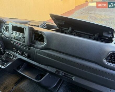 Белый Рено Мастер, объемом двигателя 2.3 л и пробегом 244 тыс. км за 18200 $, фото 84 на Automoto.ua