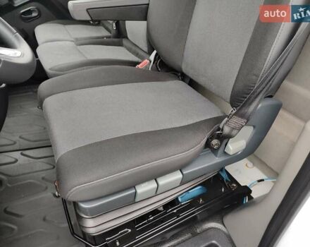 Белый Рено Мастер, объемом двигателя 2.3 л и пробегом 263 тыс. км за 19999 $, фото 45 на Automoto.ua