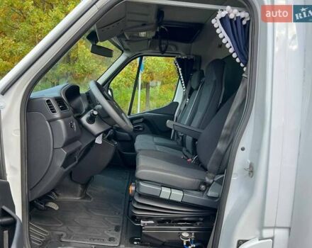 Белый Рено Мастер, объемом двигателя 2.3 л и пробегом 312 тыс. км за 22500 $, фото 29 на Automoto.ua