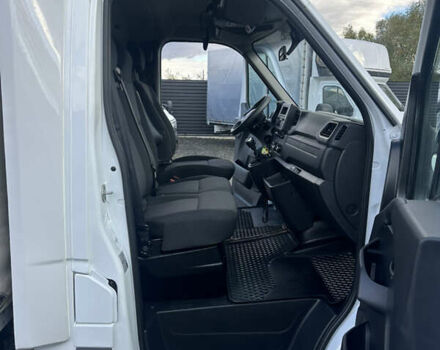 Белый Рено Мастер, объемом двигателя 2.3 л и пробегом 420 тыс. км за 20200 $, фото 24 на Automoto.ua