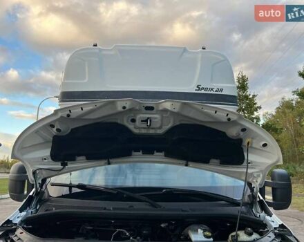 Белый Рено Мастер, объемом двигателя 2.3 л и пробегом 312 тыс. км за 22500 $, фото 69 на Automoto.ua