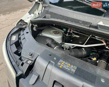 Белый Рено Мастер, объемом двигателя 2.3 л и пробегом 330 тыс. км за 21999 $, фото 81 на Automoto.ua