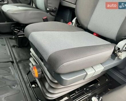 Белый Рено Мастер, объемом двигателя 2.3 л и пробегом 330 тыс. км за 21999 $, фото 64 на Automoto.ua