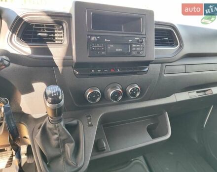 Белый Рено Мастер, объемом двигателя 2.3 л и пробегом 306 тыс. км за 19999 $, фото 5 на Automoto.ua