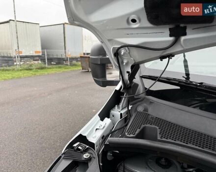 Белый Рено Мастер, объемом двигателя 2.3 л и пробегом 290 тыс. км за 19950 $, фото 76 на Automoto.ua